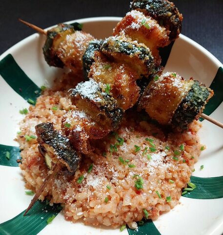 Brochettes de courgettes sur risotto, publiées sur Instagram